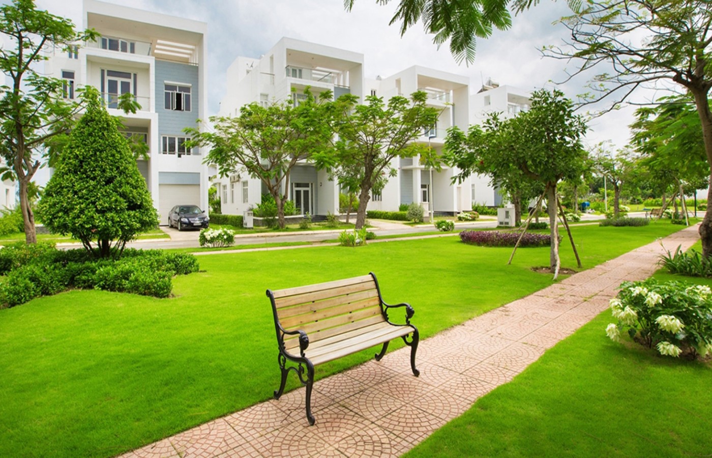 VILLA PARK VILLAS