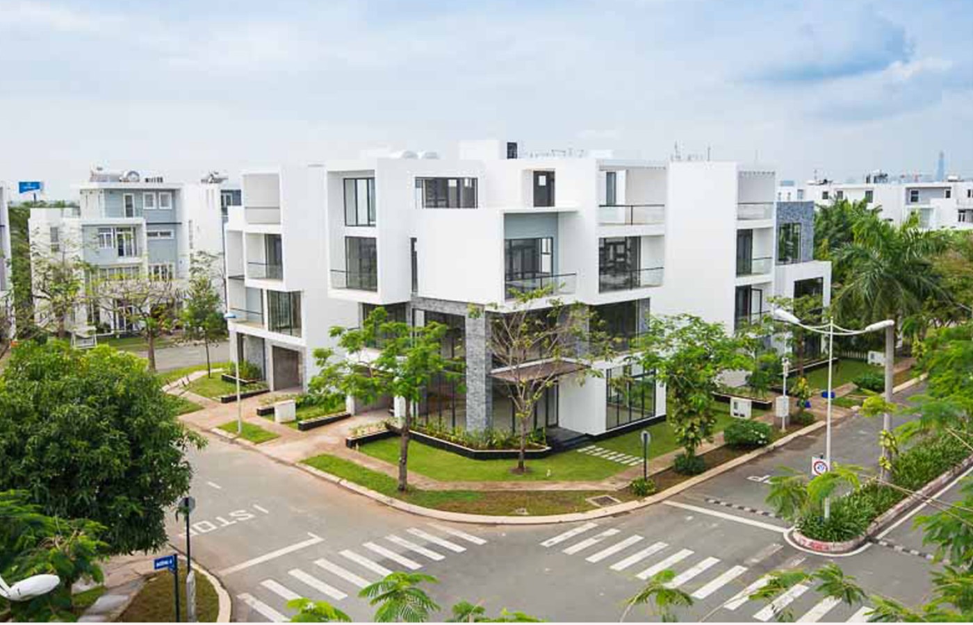 VILLA PARK VILLAS